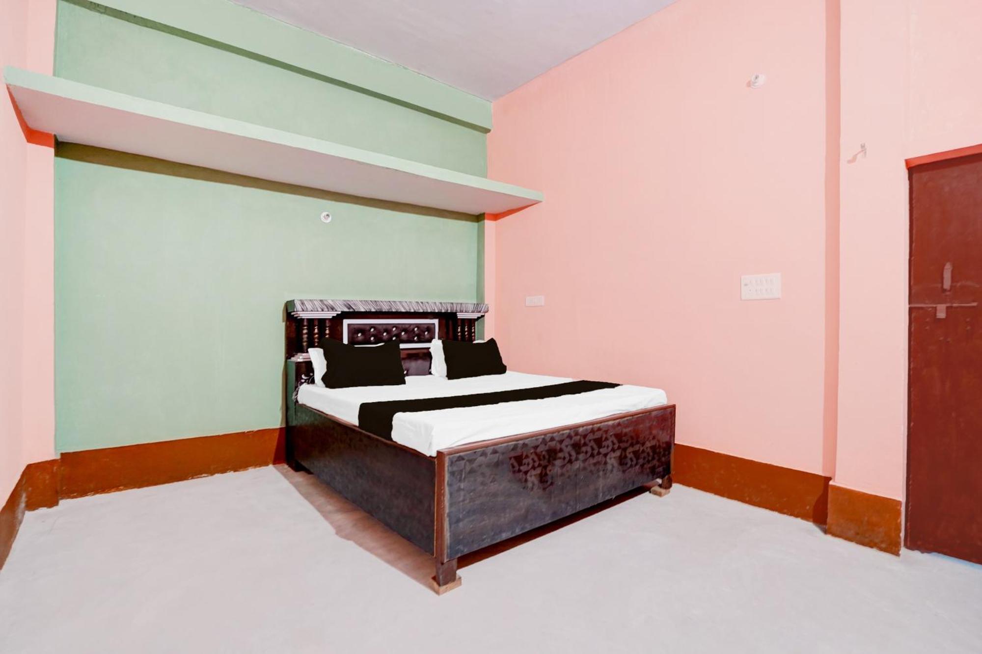 Spot On Celebration Hotel Kanpur Dış mekan fotoğraf